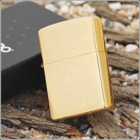 204 Зажигалка Zippo покрытие Brushed Brass (2).jpg